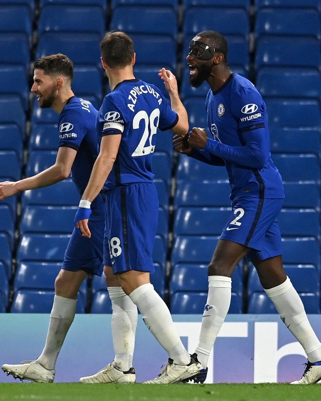 卡拉格：维尔茨本场数据相当亮眼，他的踢法、位置像德布劳内